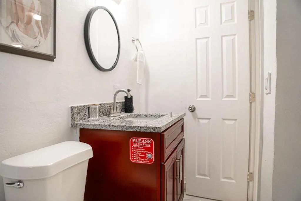 טאמפה Cozy 2 Bed Room Apartment By University Mall