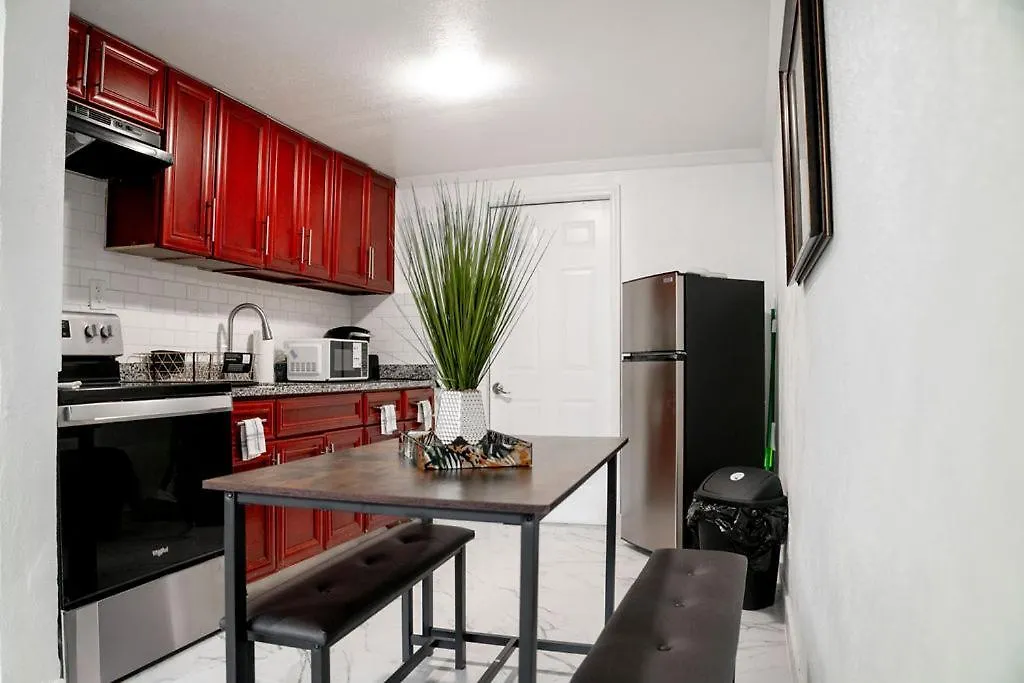 טאמפה Cozy 2 Bed Room Apartment By University Mall